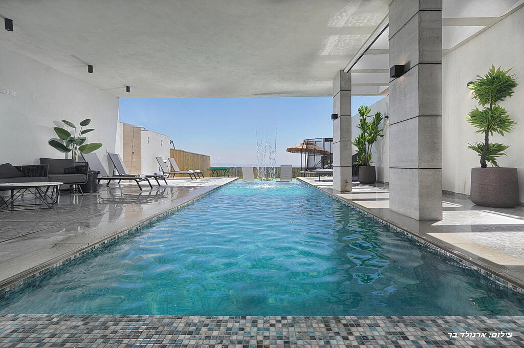וילה סירקל - Villa Circle צפון  29  נופש - וי פור ויקיישן - V for Vacation