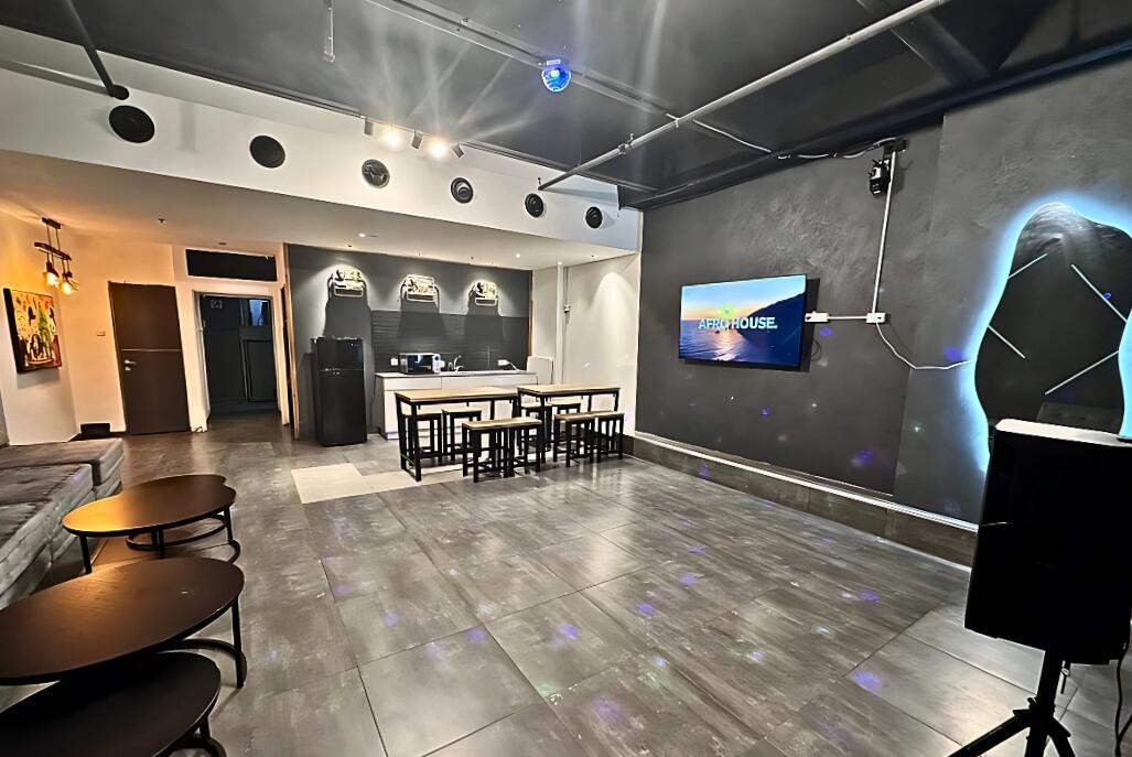 סניורה סוויט | Senyora Suite TLV מרכז  1  נופש - וי פור ויקיישן - V for Vacation