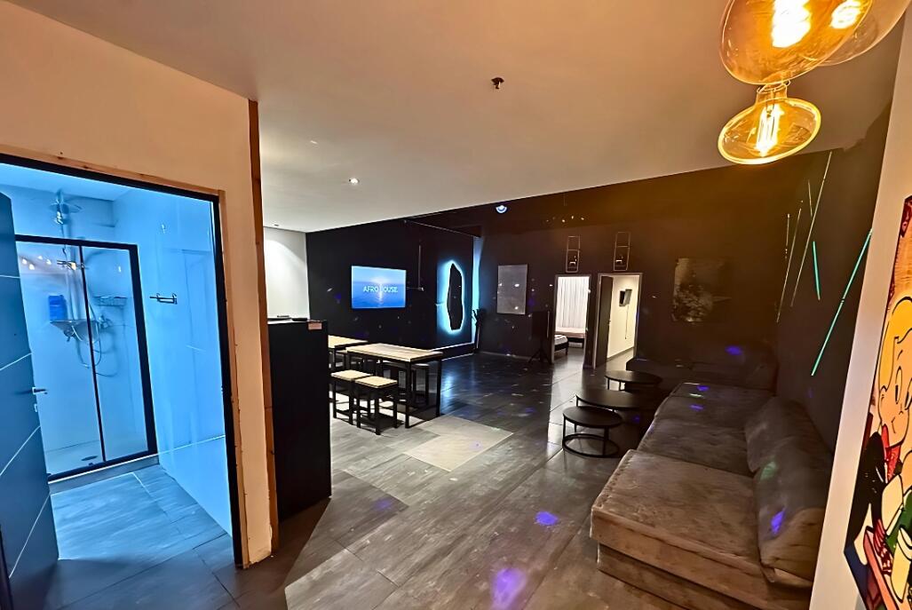 סניורה סוויט | Senyora Suite TLV מרכז  30  נופש - וי פור ויקיישן - V for Vacation