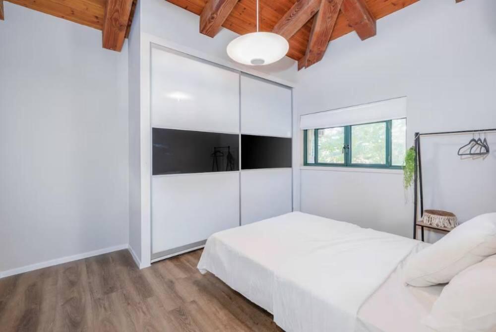 אחוזת בלו ביי נתניה - Blue Bay Mansion מרכז  18  נופש - וי פור ויקיישן - V for Vacation