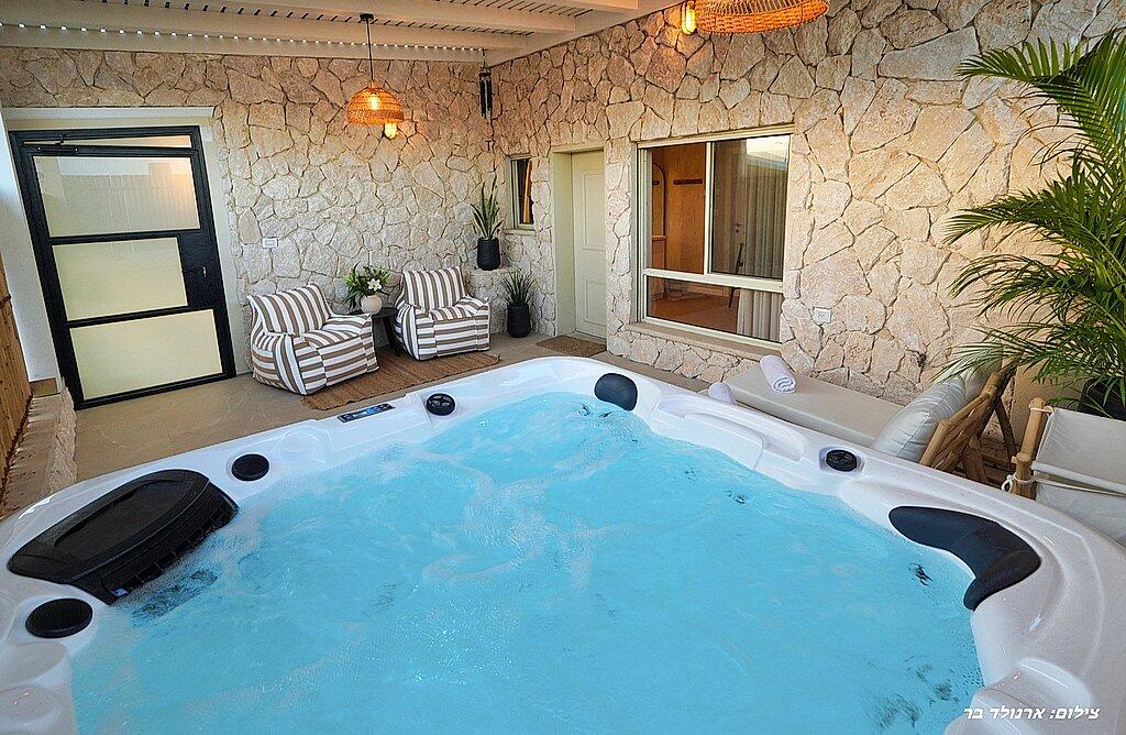 סוויטות שילו - Shilo Suites צפון  24  נופש - וי פור ויקיישן - V for Vacation