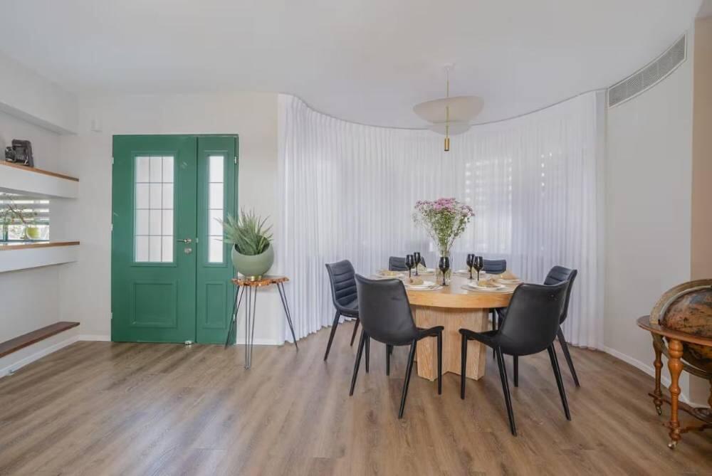 אחוזת בלו ביי נתניה - Blue Bay Mansion מרכז  11  נופש - וי פור ויקיישן - V for Vacation